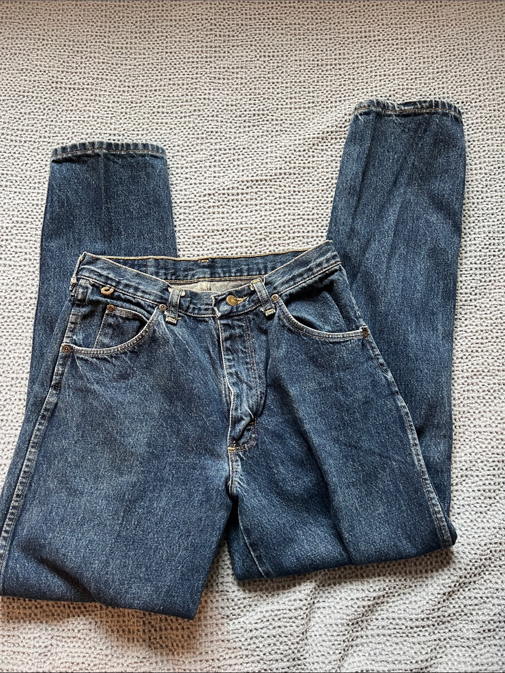 Wrangler Men's Relaxed Fit Dark Blue Denim Jeans